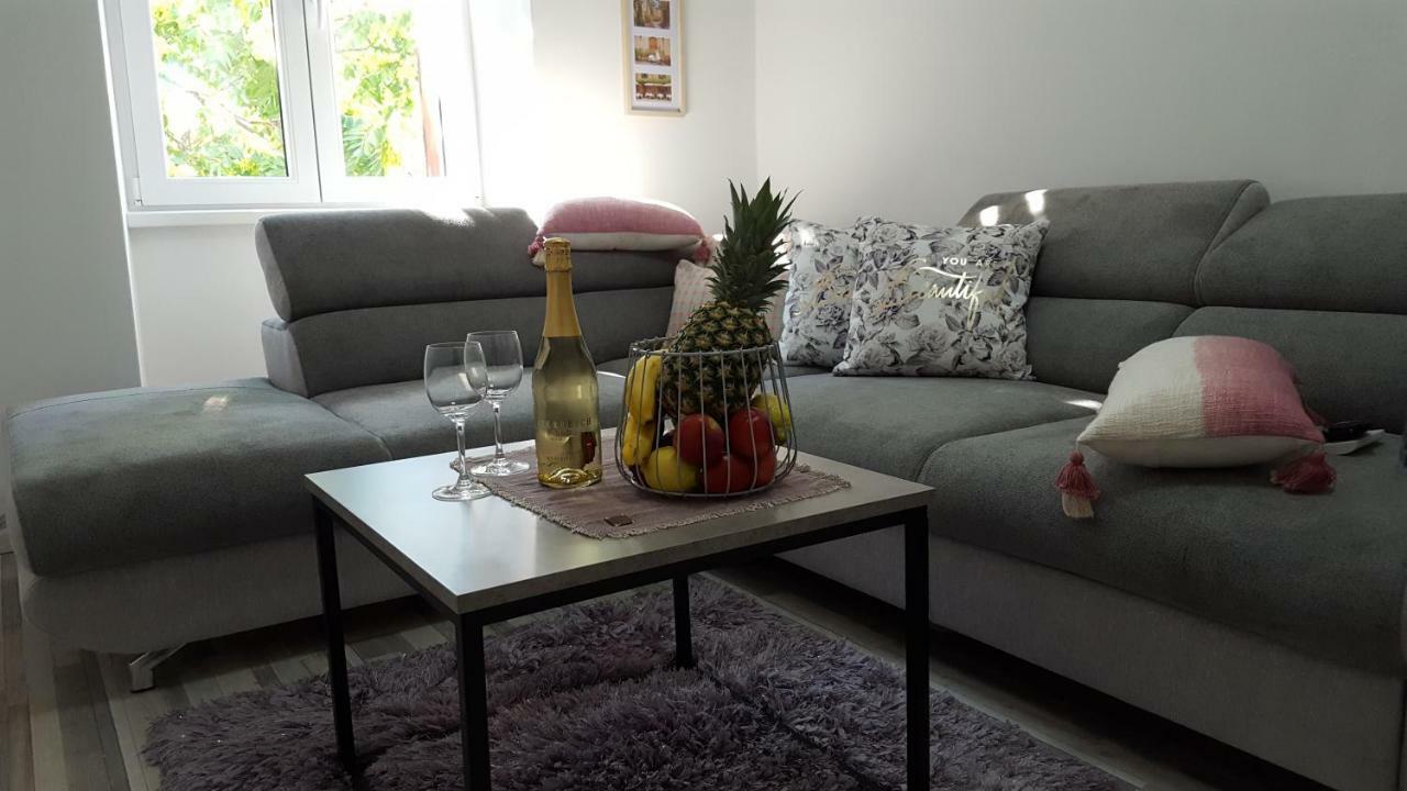 Apartment Imperia *** Пула Экстерьер фото
